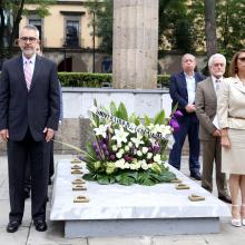El homenaje en la Rotonda de los Jaliscienses Ilustres