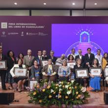 Académicos que recibieron la presea Enrique Díaz de León