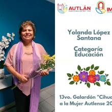 maestra Yolanda López Santana