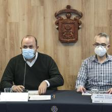 Presídium durante la rueda de prensa