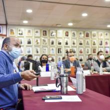 Rector General de la Universidad de Guadalajara, doctor Ricardo Villanueva Lomelí, en reunión con los diputados de la Junta de Coordinación Política en el Congreso del Estado de Jalisco.