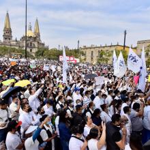 Comunidad UDG en Plaza Liberación