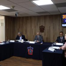 Presídium durante la rueda de prensa