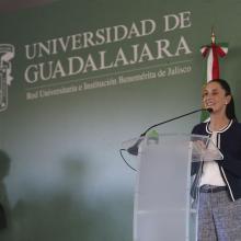 Dra. Claudia Sheinbaum haciendo uso de la voz durante el evento