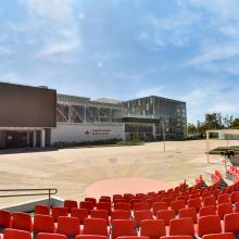 Fotografía del exterior del Conjunto Santander