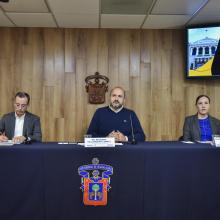 Presidium durante la rueda de prensa