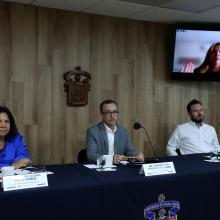 Autoridades durante rueda de prensa