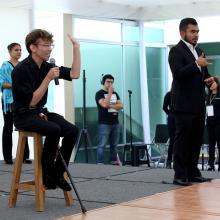 José Antonio Olivo, haciendo uso de la voz