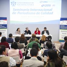 Panelistas en el Seminario 