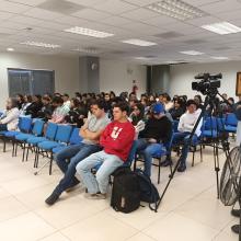 Estudiantes durante la charla