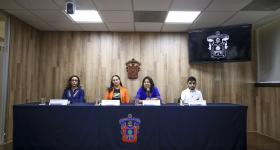 Profesoras de UDGVirtual y alumno con Asperger