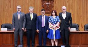 Mtro. Guillermo Arturo Gómez Mata, Dr. Héctor Raúl Solís Gadea, Ahmed Alameri, Mtra. Marisol Schulz Manaut y Lic. Raúl Padilla López
