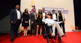 Matías Santiago Alaniz, egresado del Bachillerato en línea de UDGVirtual durante el Premio Estatal de la Juventud Jalisco 2019