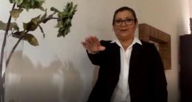 Indhira Carrillo realizando su toma de protesta de manera virtual