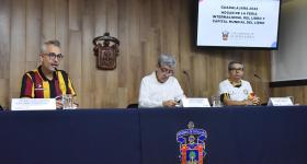 Directivos durante la rueda de prensa