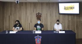 Presídium durante la rueda de prensa