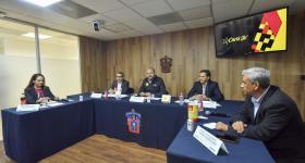 Presídium durante la rueda de prensa