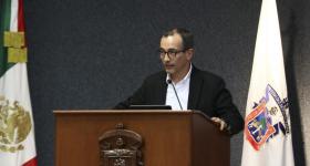 Dr. Carlos Iván Moreno Arellano, rector de UDGVirtual