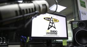 Imagen del logo de Radio UDG en una computadora
