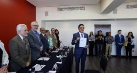 doctor José Francisco Muñoz Valle, Rector del Centro Universitario de Ciencias de la Salud