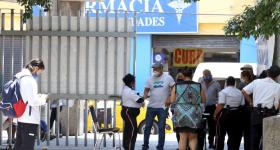 Pacientes en las instalaciones del Hospital Civil Viejo 