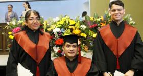Egresados en acto académico de Bachillerato de UDGVirtual