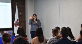 Mariana Alvarado, asesora de UDGVirtual comentó que hay una necesidad urgente de desarrollar contenidos con más profundidad
