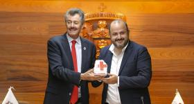 Licenciado Miguel Ángel Domínguez y doctor Ricardo Villanueva