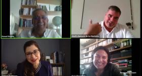 expertos durante el webinario