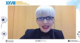Participación de Remedios Zafra en el Encuentro Internacional de Educación a Distancia